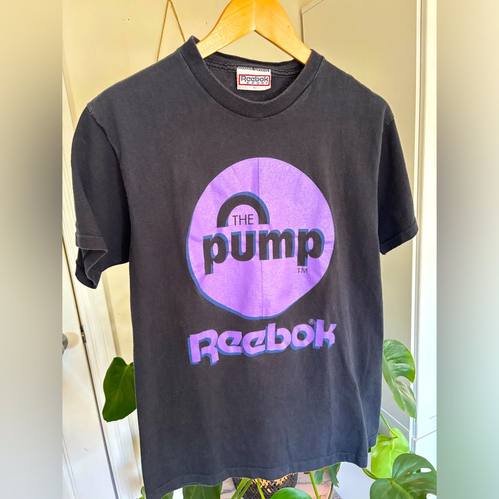 Vintage Reebok PUMP Tee size L
